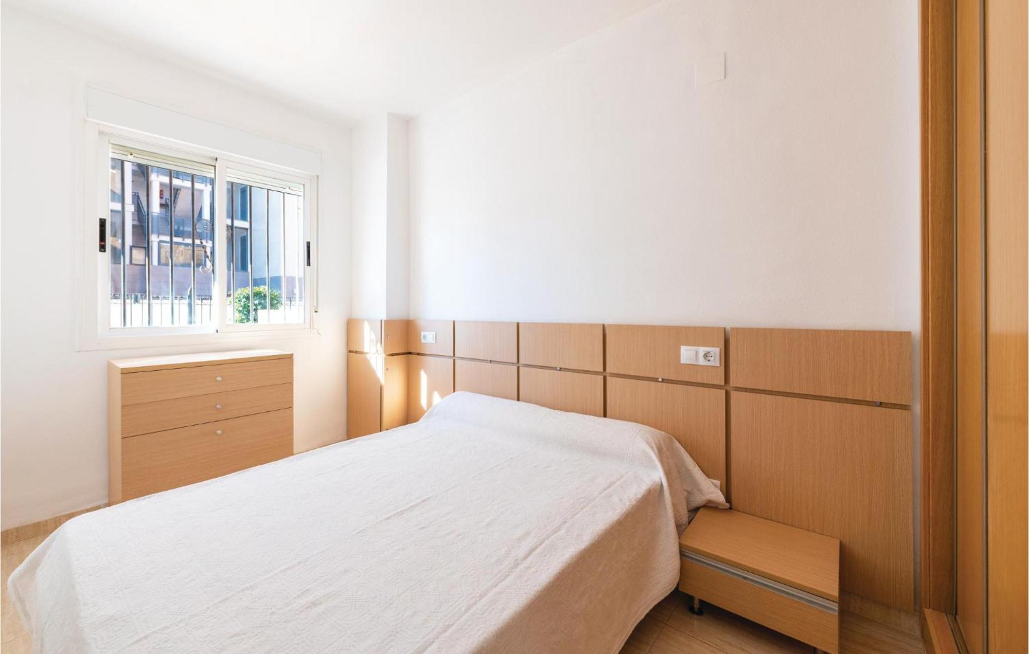 Amazing Apartment In Oropesa Del Mar With Kitchen エクステリア 写真