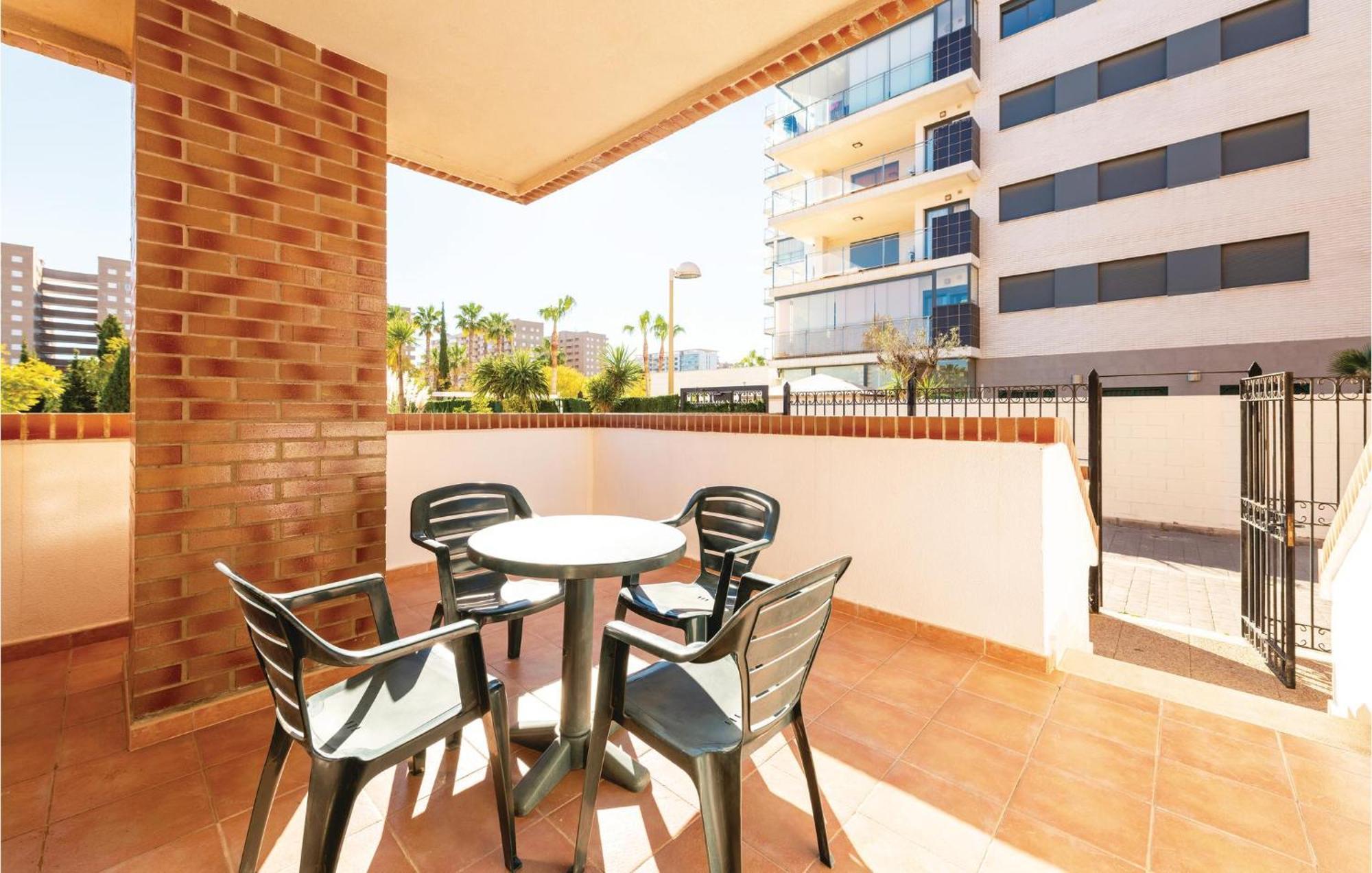 Amazing Apartment In Oropesa Del Mar With Kitchen エクステリア 写真