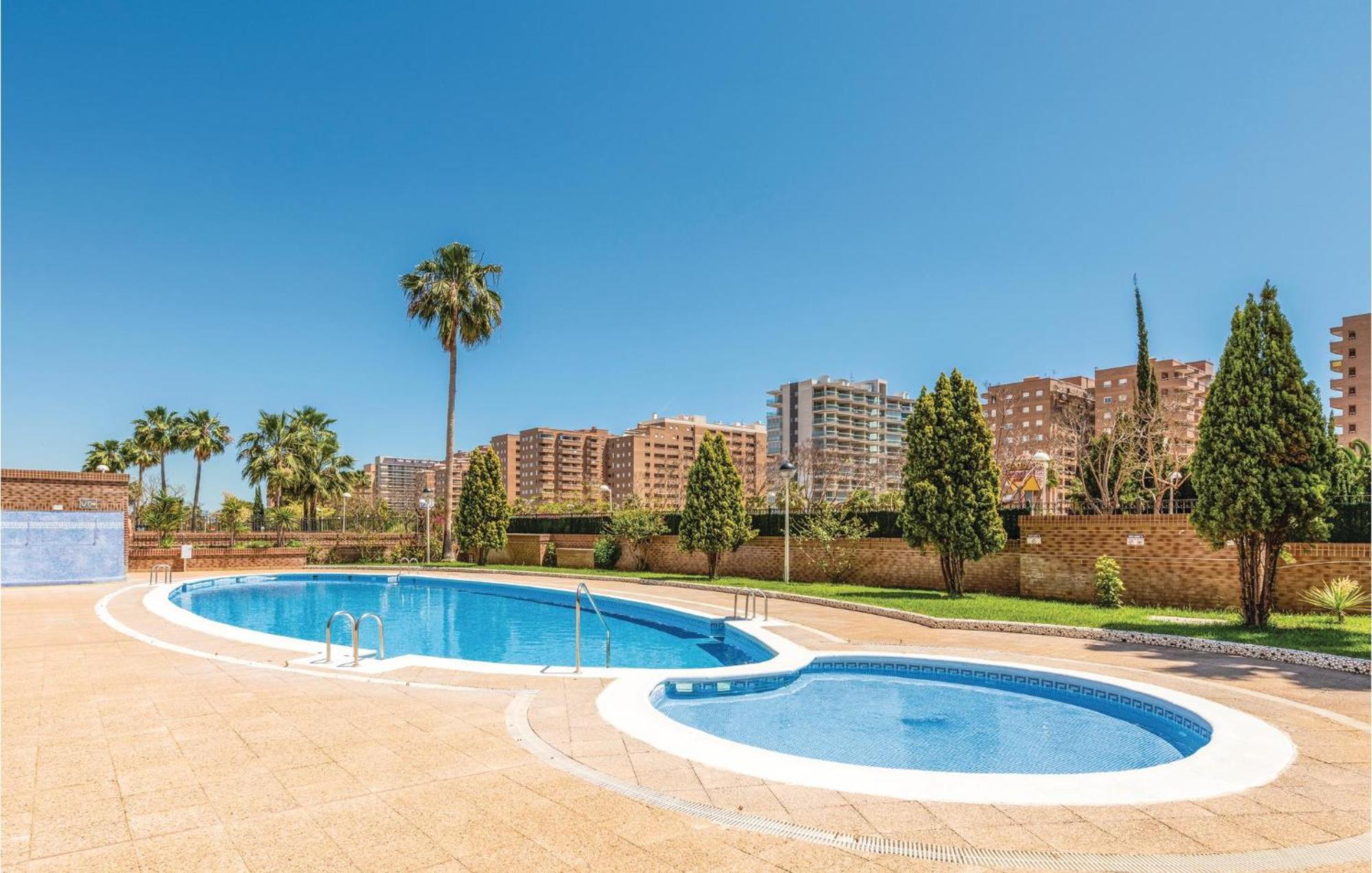 Amazing Apartment In Oropesa Del Mar With Kitchen エクステリア 写真