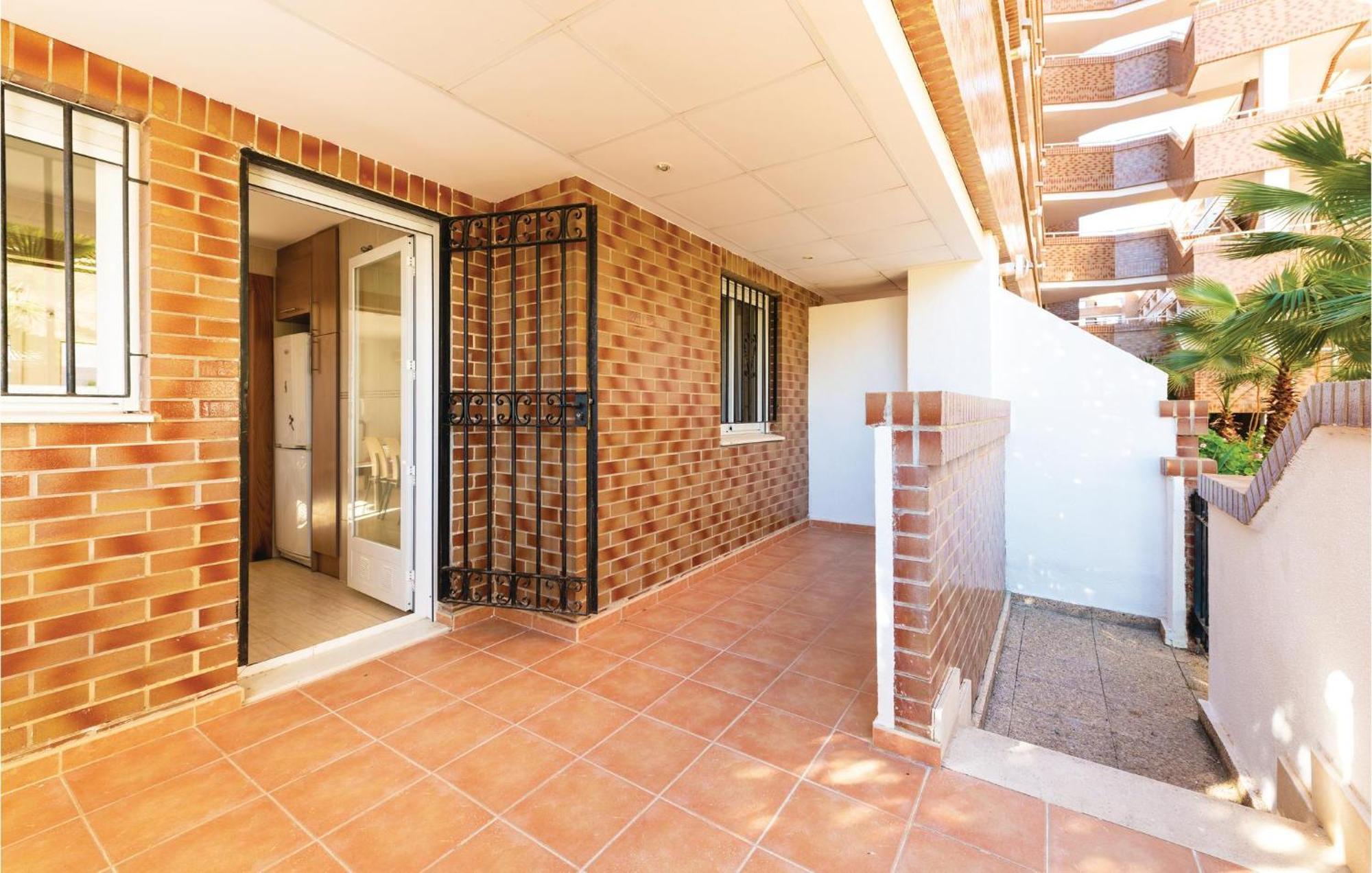 Amazing Apartment In Oropesa Del Mar With Kitchen エクステリア 写真